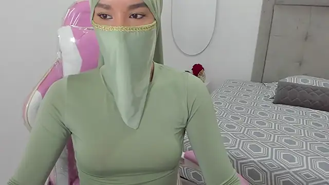 Hanaa latif online show from December 30, 2024, 3:24 pm