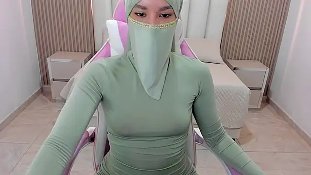 Hanaa latif online show from January 30, 2025, 4:02 pm