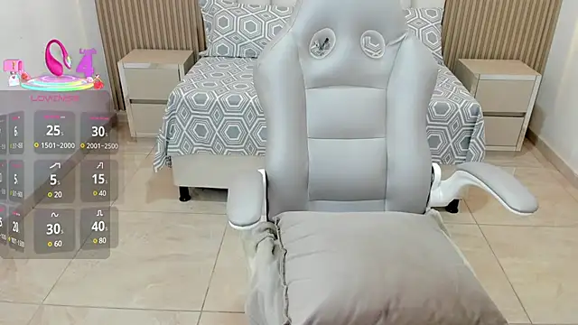 Hanaa latif online show from March 20, 2025, 3:14 pm