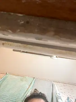 Snapshot of hotNReady6969 chatting on October 8, 2025, 4:32 am hotNReady6969 online show from October 8, 2025, 4:32 am