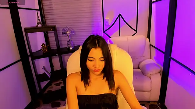 Snapshot of lilithTeen1_ chatting on December 21, 2024, 10:39 am lilithTeen1  online show from December 21, 2024, 10:39 am