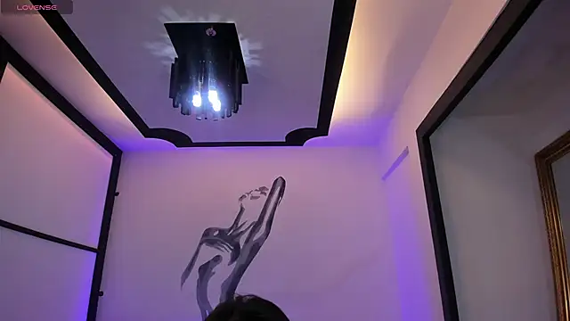 Snapshot of lilithTeen1_ chatting on February 2, 2025, 1:55 am lilithTeen1  online show from February 2, 2025, 1:55 am