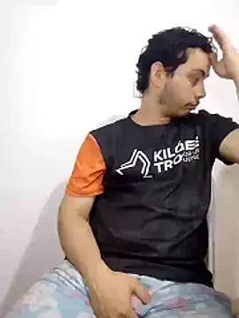 Gasparin32 online show from May 19, 2026, 2:07 am