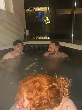 Snapshot of alt_cutie chatting on February 22, 2025, 7:03 pm alt cutie online show from February 22, 2025, 7:03 pm