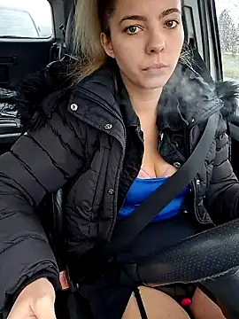 allinqueen online show from December 14, 2024, 12:44 pm