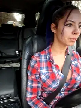 allinqueen online show from November 22, 2025, 1:10 pm