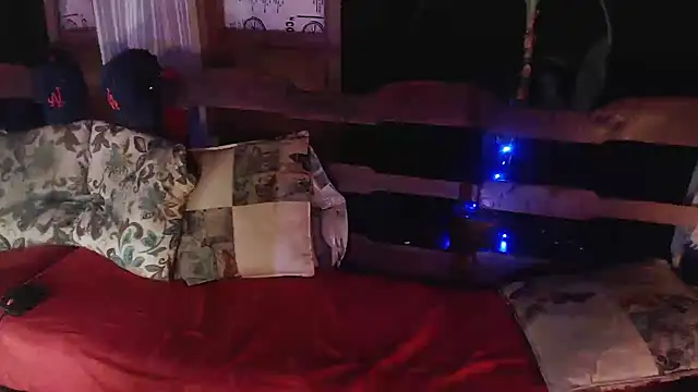 laye19 online show from November 8, 2025, 8:14 am