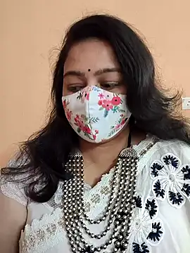 neelu-hoty online show from January 28, 2025, 2:10 pm