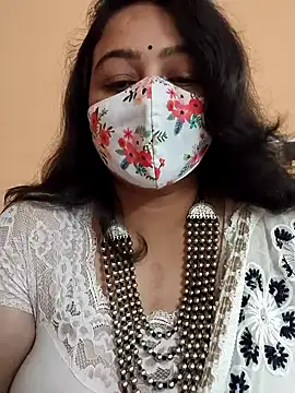 neelu-hoty online show from January 28, 2025, 5:14 pm