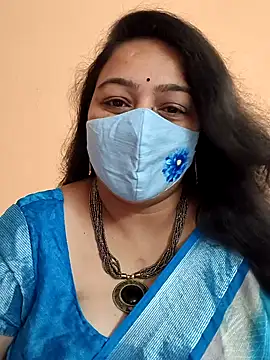 neelu-hoty online show from February 11, 2025, 4:13 pm