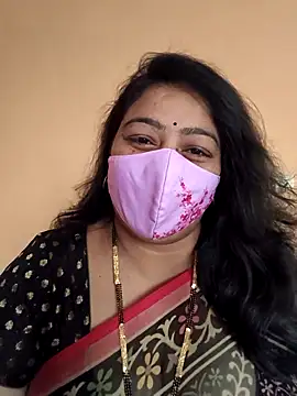 neelu-hoty online show from February 24, 2025, 6:38 am