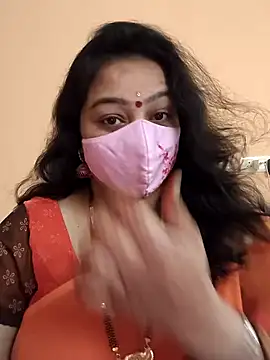 neelu-hoty online show from March 7, 2025, 12:23 pm