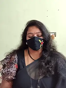 neelu-hoty online show from September 23, 2025, 3:48 pm