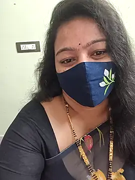 neelu-hoty online show from February 18, 2026, 9:49 am