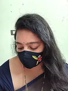 neelu-hoty online show from March 2, 2026, 8:32 am