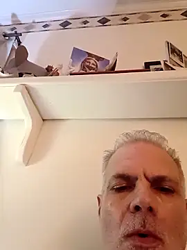 Snapshot of Hand69someguy chatting on March 22, 2025, 3:09 am Hand69someguy online show from March 22, 2025, 3:09 am