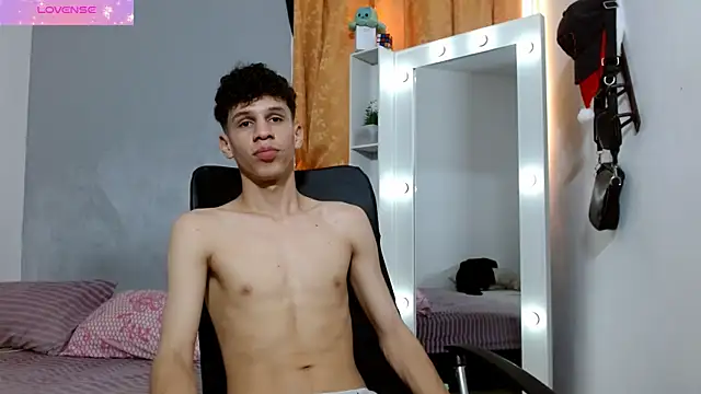 Snapshot of jeff_ross chatting on January 9, 2025, 8:11 pm jeff ross online show from January 9, 2025, 8:11 pm