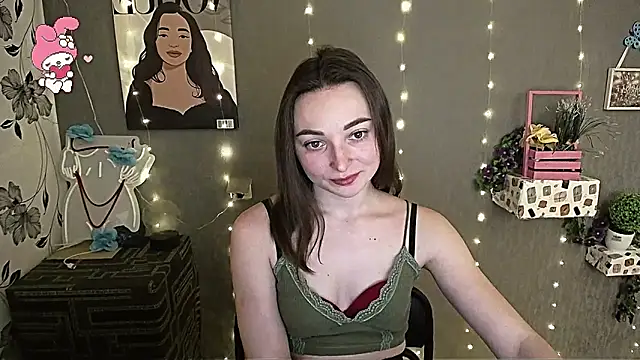 Snapshot of _Barbie_Kiss_ chatting on February 5, 2025, 11:44 am Barbie Kiss online show from February 5, 2025, 11:44 am