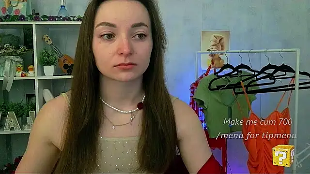  Barbie Kiss  online show from April 6, 2026, 8:37 am