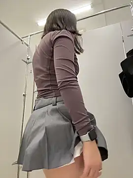 Asian Asami online show from March 25, 2026, 3:29 pm