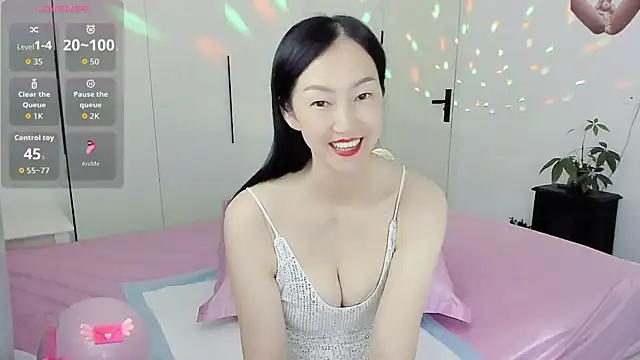 paopao-a online show from September 12, 2025, 3:50 am