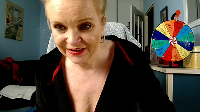 sexyjennyeu online show from January 21, 2025, 8:21 pm