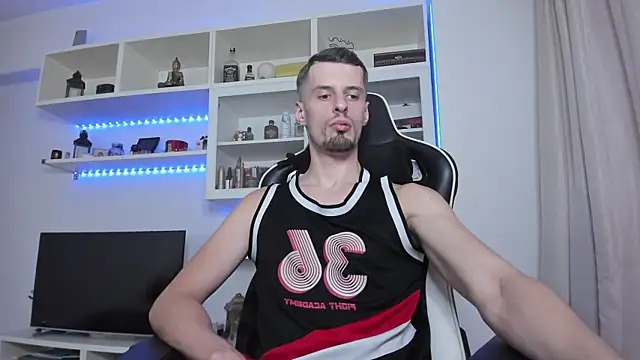 ToddClaytonn online show from September 25, 2025, 5:22 am