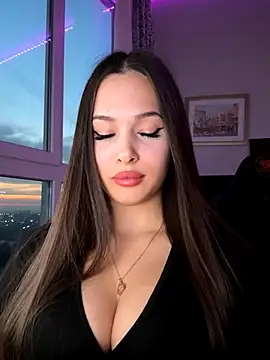 EricaWalls online show from November 29, 2025, 2:09 pm