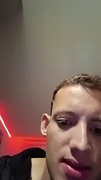 Snapshot of Duvan_Martinez23 chatting on April 5, 2026, 10:01 am Duvan Martinez23 online show from April 5, 2026, 10:01 am