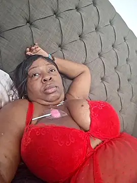 XXXLollipopsJuicy online show from October 11, 2025, 5:44 pm