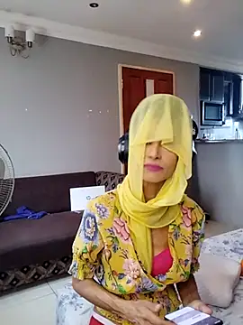 KamaLila online show from October 16, 2025, 10:27 am