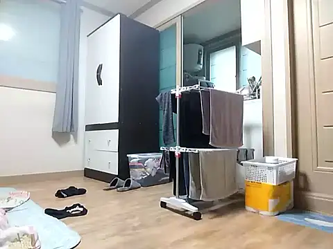 lky85 online show from February 15, 2026, 10:39 pm