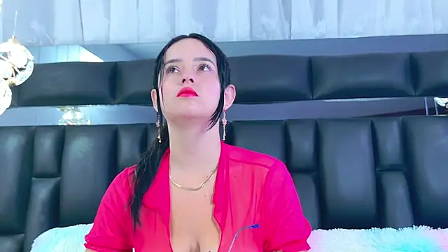 DahianaMoss online show from October 19, 2025, 11:44 am