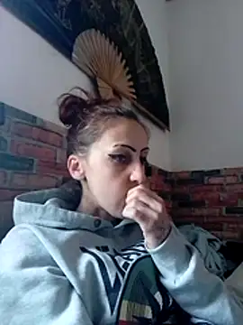 kriszy baby online show from March 16, 2026, 7:34 am