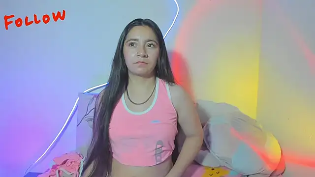 litle mily  online show from October 28, 2025, 11:25 am