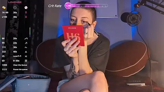 Snapshot of lovelylucyy chatting on February 7, 2025, 3:01 am lovelylucyy online show from February 7, 2025, 3:01 am