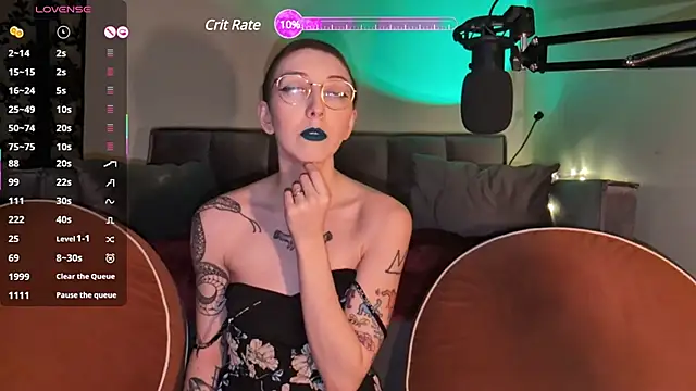 Snapshot of lovelylucyy chatting on February 7, 2025, 11:24 pm lovelylucyy online show from February 7, 2025, 11:24 pm