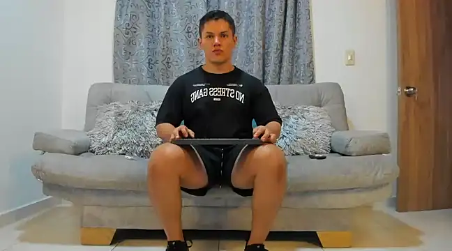 julian wallace online show from January 17, 2025, 8:44 pm