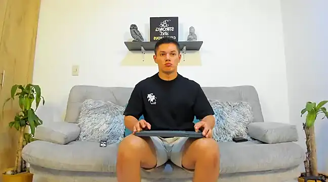 julian wallace online show from January 20, 2025, 2:14 pm