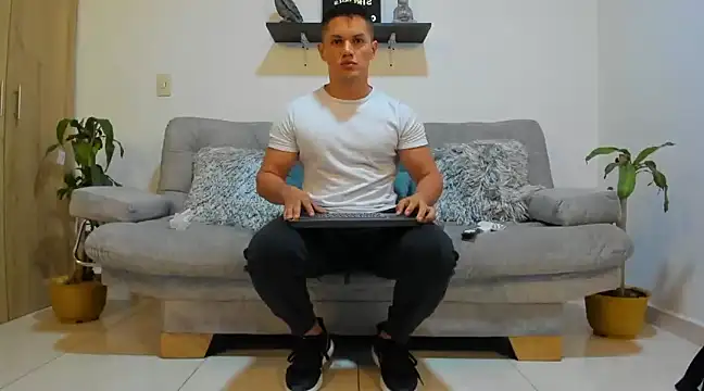 julian wallace online show from January 27, 2025, 2:02 pm