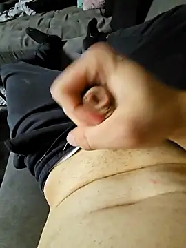 Snapshot of Feelixbi99 chatting on March 9, 2026, 8:13 pm Feelixbi99 online show from March 9, 2026, 8:13 pm