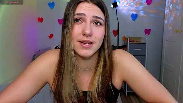 Snapshot of sophia_euphoriaa chatting on March 22, 2026, 9:02 am sophia euphoriaa online show from March 22, 2026, 9:02 am