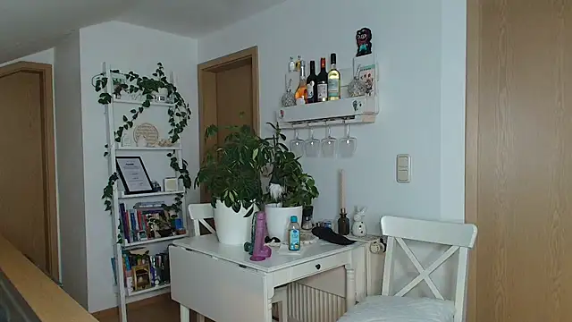 BrownieyQueen online show from December 2, 2024, 4:53 pm