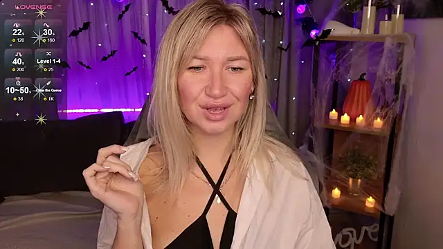 MilaBott online show from October 19, 2025, 8:09 pm