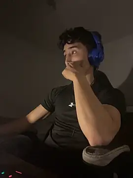 Snapshot of gojo_satoru_18 chatting on November 12, 2025, 6:25 am gojo satoru 18 online show from November 12, 2025, 6:25 am