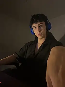 Snapshot of gojo_satoru_18 chatting on November 18, 2025, 3:56 am gojo satoru 18 online show from November 18, 2025, 3:56 am