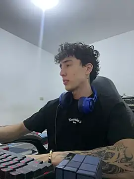 Snapshot of gojo_satoru_18 chatting on January 14, 2026, 6:08 am gojo satoru 18 online show from January 14, 2026, 6:08 am