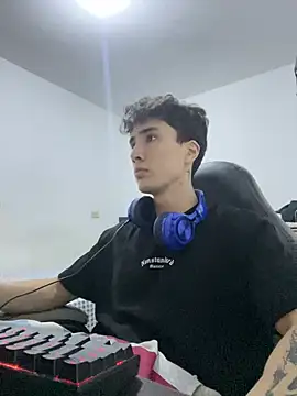 Snapshot of gojo_satoru_18 chatting on February 9, 2026, 2:37 am gojo satoru 18 online show from February 9, 2026, 2:37 am