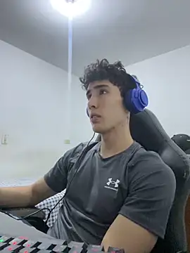 Snapshot of gojo_satoru_18 chatting on February 19, 2026, 12:39 am gojo satoru 18 online show from February 19, 2026, 12:39 am