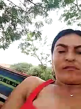 Snapshot of Horny-Mommy-Dirty chatting on March 21, 2025, 7:35 pm Horny-Mommy-Dirty online show from March 21, 2025, 7:35 pm